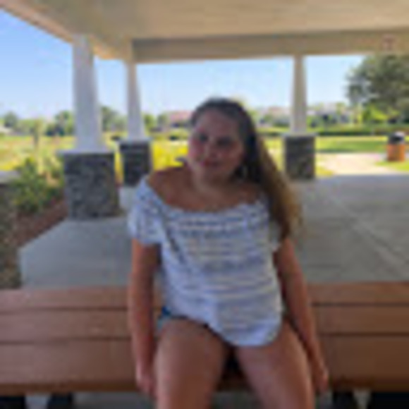 Meet your Posher, Keira - Picture 1 of 1